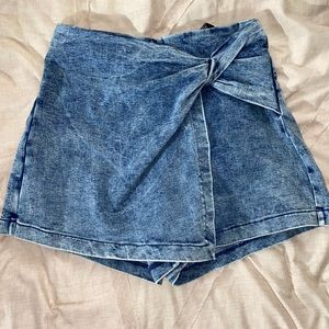 Mid Wash Denim Skort